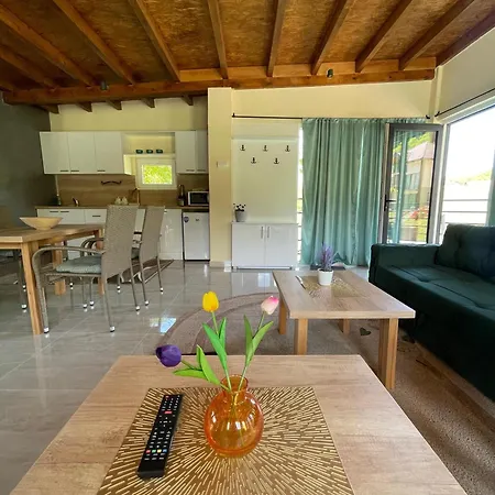 Tatil Evi Moderna Kuca *
