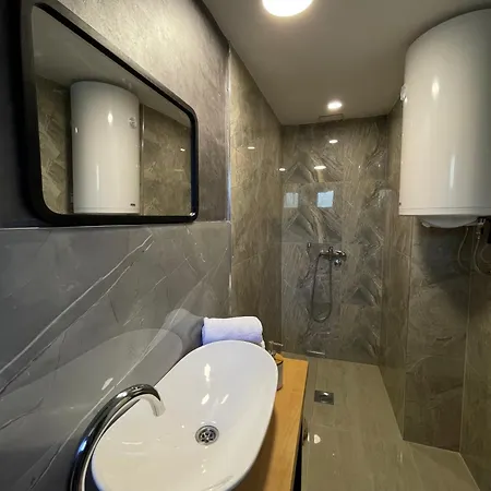 Moderna Kuca * Bajina Basta