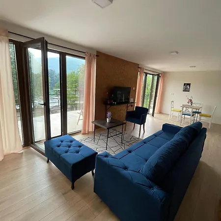 Hébergement de vacances Moderna Kuca