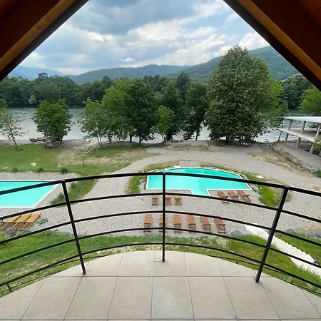 Moderna Kuca Hébergement de vacances