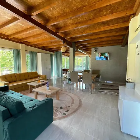 Moderna Kuca Tatil Evi *