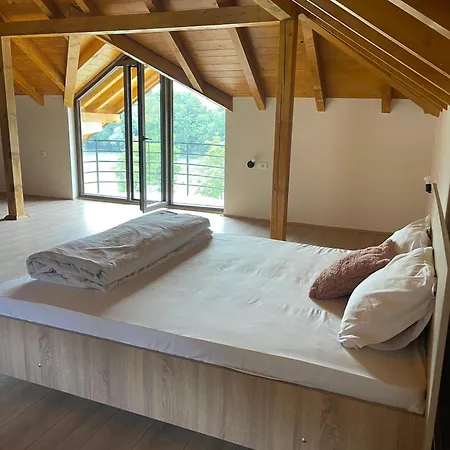 Tatil Evi Moderna Kuca Bajina Basta