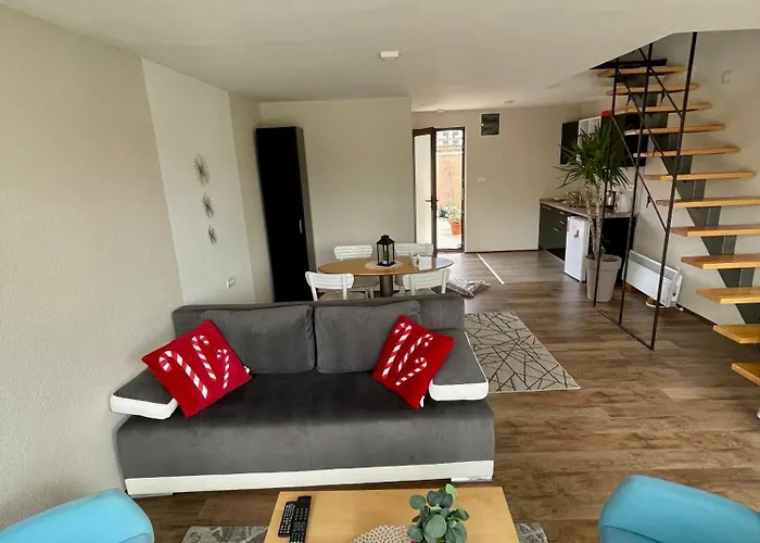 Moderna Kuca 펜션 바이나 바슈타