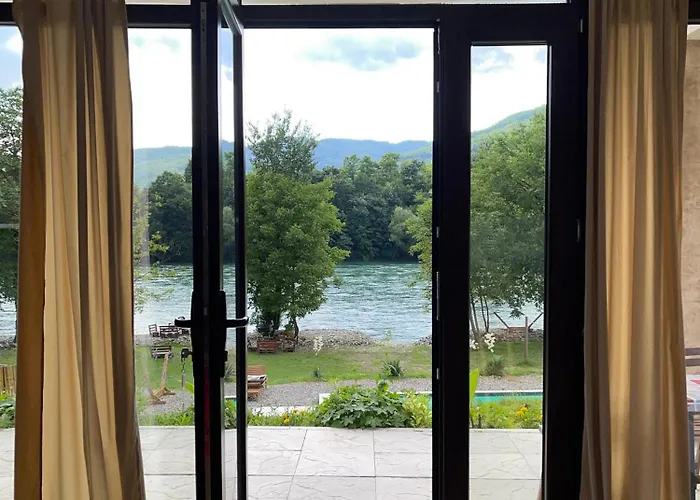 Moderna Kuca 펜션 *