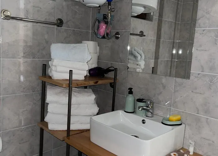 Moderna Kuca 바이나 바슈타