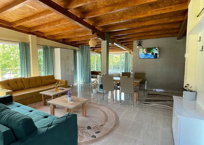 Moderna Kuca 펜션 *