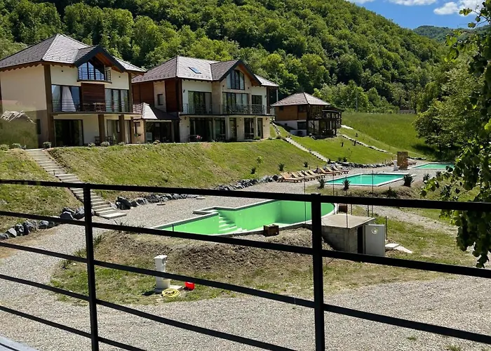 Moderna Kuca * 바이나 바슈타